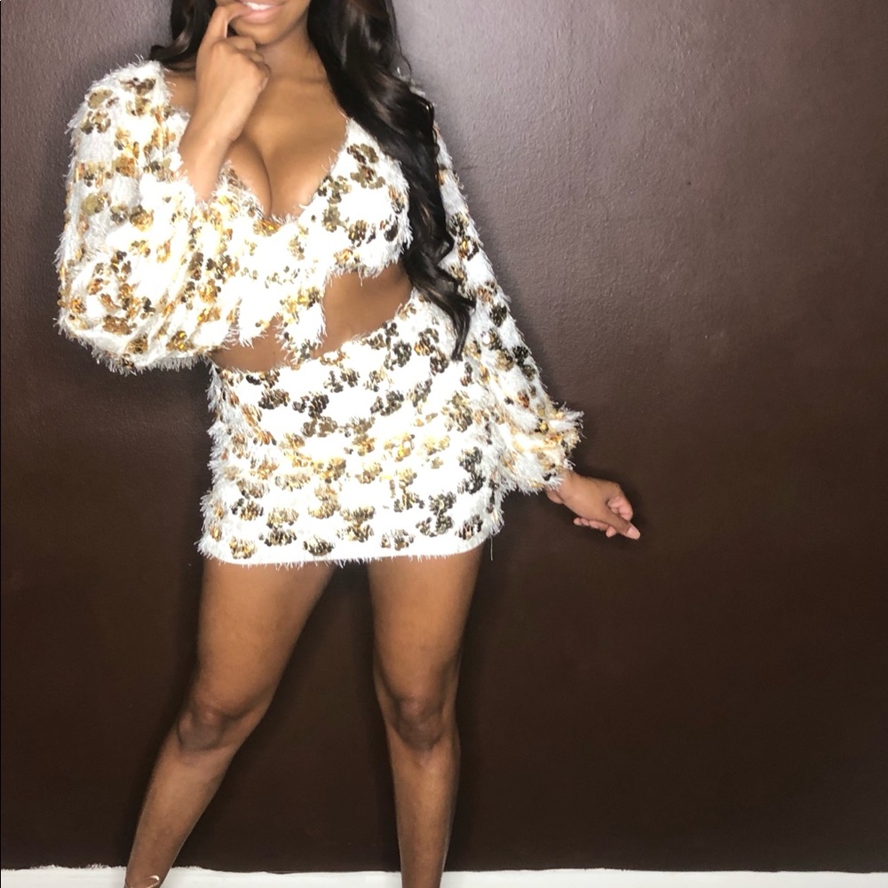 Two piece shimmer skirt set